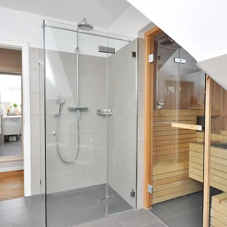 Doppelhaushaelfte Achterdiek * Böhl