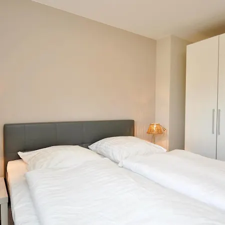 Doppelhaushaelfte Achterdiek