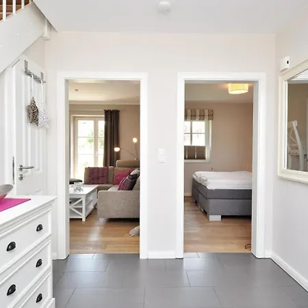 Doppelhaushaelfte Achterdiek * Böhl