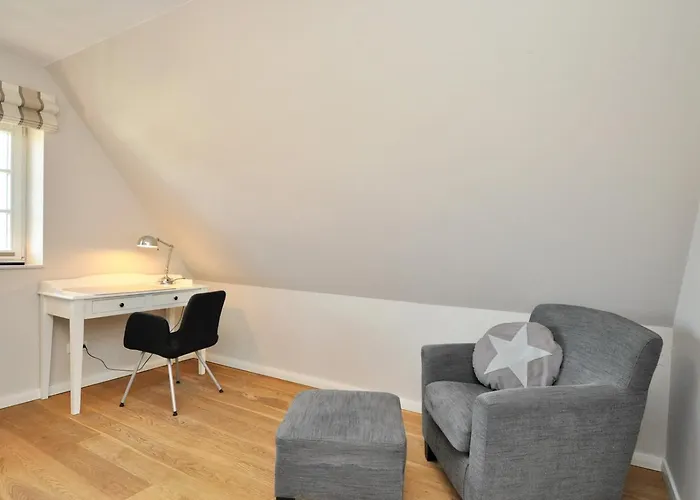 Doppelhaushaelfte Achterdiek Feriehus