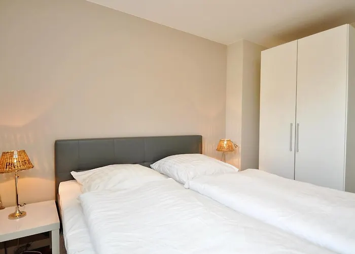 Doppelhaushaelfte Achterdiek